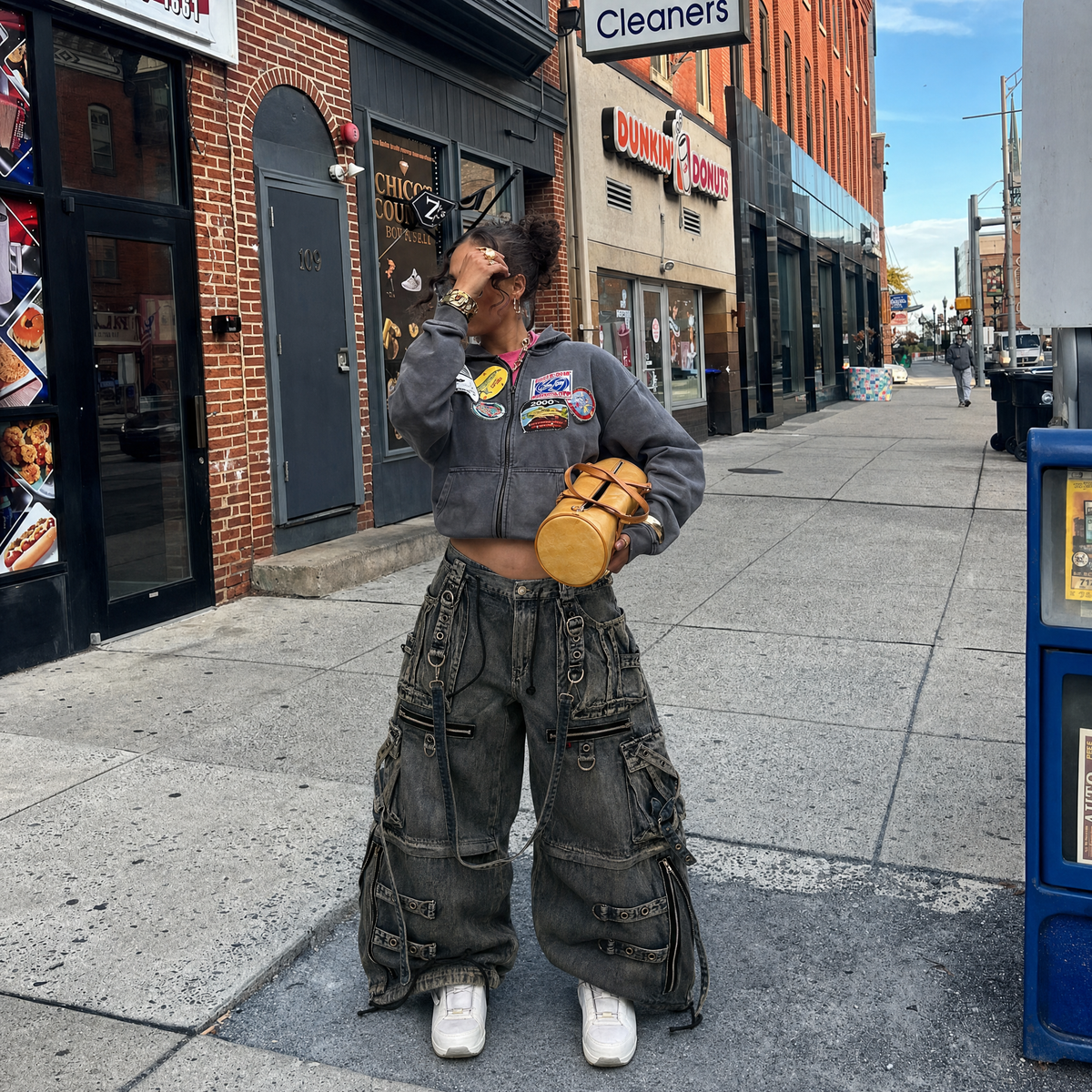 Baggy Cargo Pocket Jeans